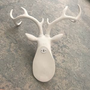 Accents - White deer head wall decor Accents - White deer head wall decor